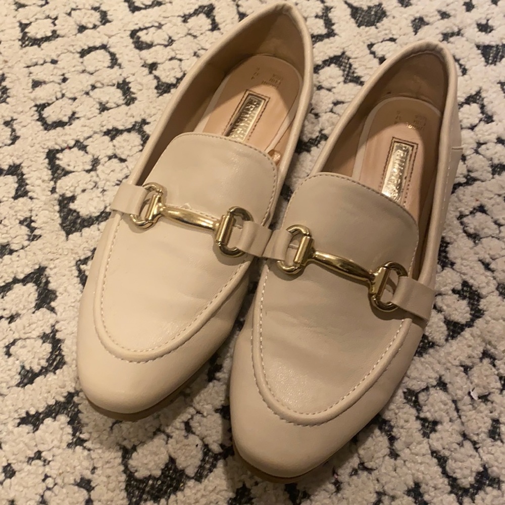 Causal loafers